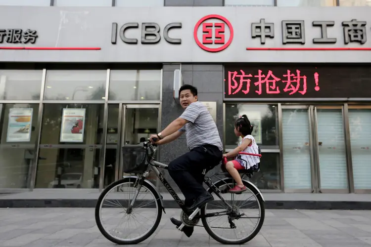 ICBC: os principais bancos da China estão se preparando para lançar medidas neste ano para reduzir o peso sobre correntistas endividados e a inadimplência (Jason Lee/Reuters)
