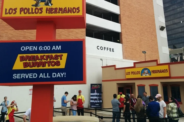 Los Pollos Hermanos: após gerar enorme buzz e estampar camisetas de fãs em todo o mundo, o “estabelecimento” saiu da ficção para virar realidade (Divulgação/Divulgação)