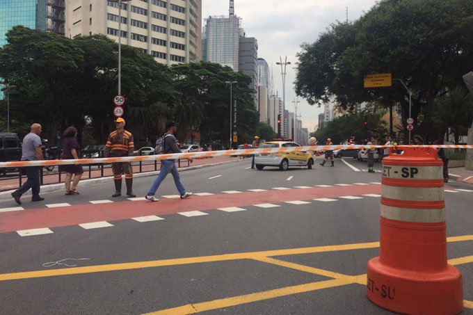 CET testa em SP carro que, em movimento, multa Zona Azul