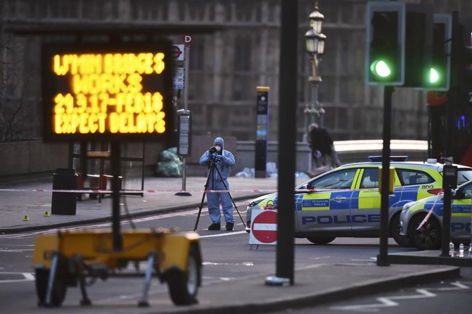 Polícia eleva para 5 número de mortos no atentado de Londres