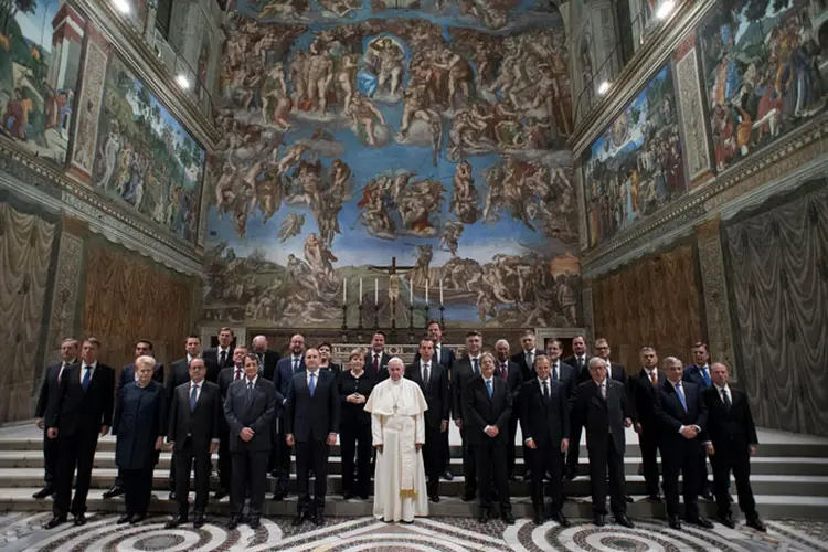 Encontro: em várias ocasiões, o Papa manifestou seu desejo de que a Europa seja uma "terra de acolhida", que seja contra a xenofobia (Osservatore Romano/Reuters)