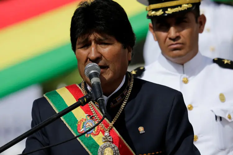 Evo Morales: segundo o governante, o procedimento "não é um problema, é rápido", mas o problema será "o repouso para recuperar a voz" (David Mercado/Reuters)