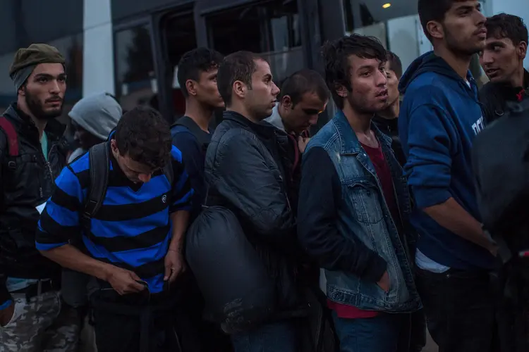 Migrantes: os requerentes de asilo asseguram que chegaram à Hungria "em busca de segurança e estabilidade" (David Ramos/Reuters)