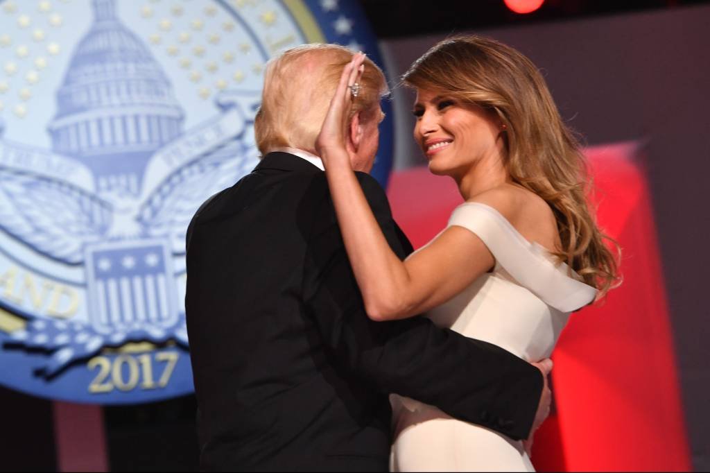 Melania Trump: pais da primeira-dama vivem a maior parte do ano nos Estados Unidos (Kevin Dietsch/Pool/Getty Images)