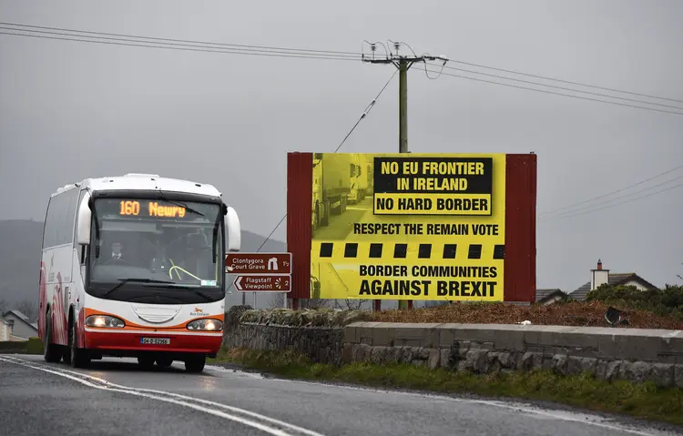 Irlanda: Dublin, Londres e Bruxelas concordam que ninguém quer o restabelecimento de uma barreira na Irlanda (Charles McQuillan/Getty Images)
