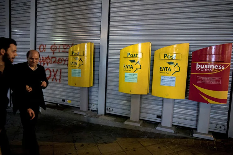 Correios: pacotes com compostos explosivos foram enviados na semana passada ao ministério alemão das Finanças em Berlim e ao escritório do FMI em Paris (Alkis Konstantinidis/Reuters)