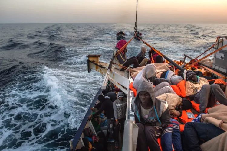Imigrantes no Mar Mediterraneo (David Ramos/Getty Images)