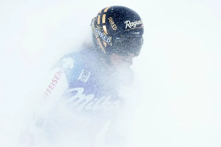 Itália: a avalanche que atingiu os esquiadores foi causada pelo forte vento (Getty Images)