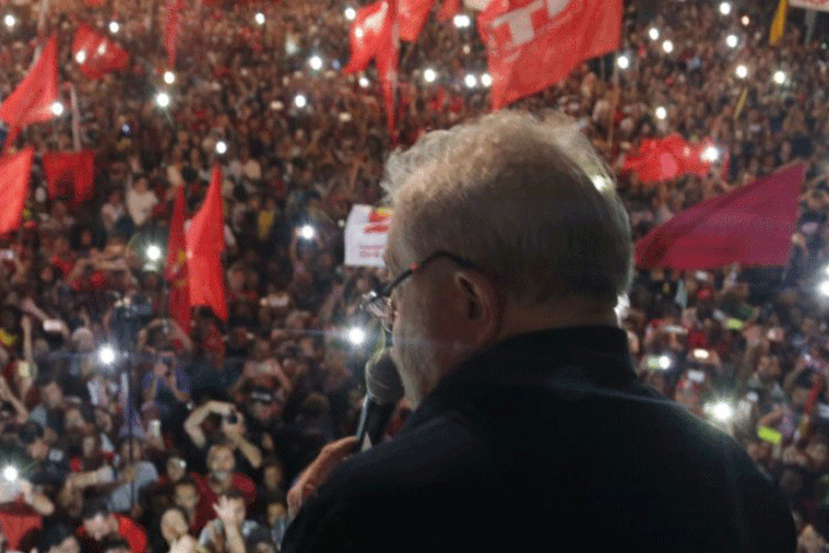 Lula: o crescimento da popularidade de Sergio Moro como um herói anticorrupção o transformou em um adversário direto do ex-presidente (Paulo Pinto/Agência PT/Divulgação)
