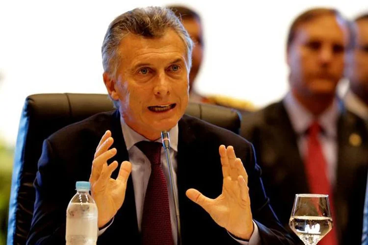 Mauricio Macri: presidente afirmou nesta terça-feira que seu governo decidiu iniciar conversas com o FMI por uma linha de apoio financeiro (Jorge Adorno/Reuters)