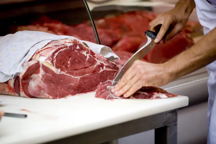 Carne: nas conversas, os investigados falam ainda de seus contatos no Ministério da Agricultura (iStock/Thinkstock)