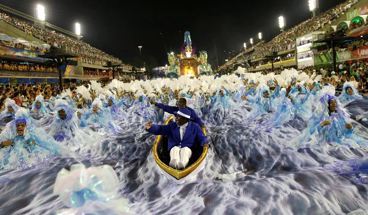 Carnaval: as escolas, que apoiaram Crivella durante as eleições, se sentem traídas (Ricardo Moraes/Reuters)