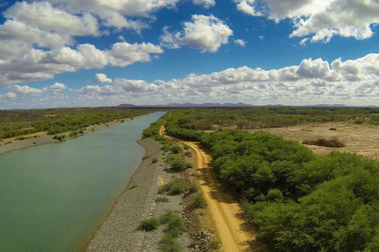 Rio São Francisco: PL exige que a Eletrobras invista R$ 9 bi em 30 anos na recuperação do rio. Parlamentares dizem que valor é insuficiente. (Ministério da Integração Nacional/Divulgação)