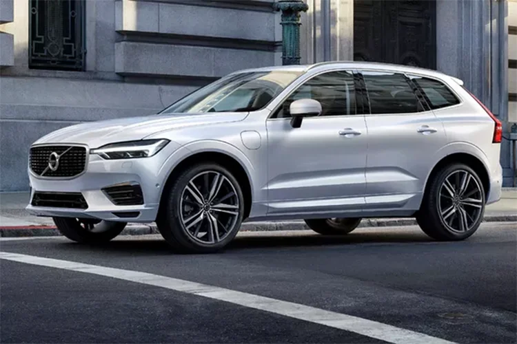 Volvo XC60: veículo tem cinco opções de motorização (Volvo/Divulgação)