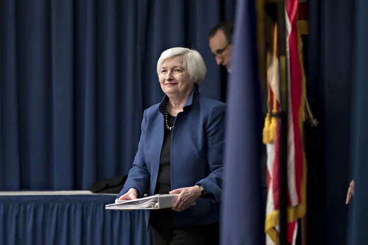 Janet Yellen, presidente do Federal Reserve, chega para coletiva de imprensa (Andrew Harrer/Bloomberg)
