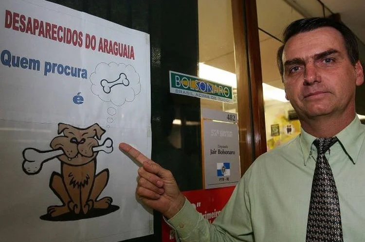 Jair Bolsonaro: "eu fui num quilombo. O afrodescendente mais leve lá pesava sete arrobas. Não fazem nada! Eu acho que nem pra procriador ele serve mais" (Facebook/Jair Bolsonaro/Divulgação)