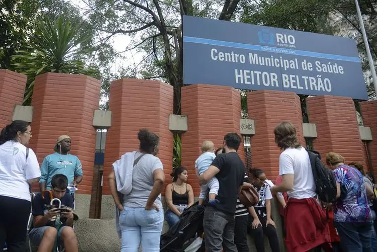 Febre amarela: o homem apresentou os sintomas dias depois de tomar a vacina (Tânia Rêgo/Agência Brasil)