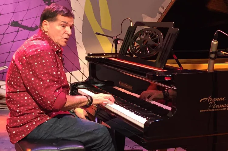 Jerry Adriani: músico previa, para este ano, o lançamento de uma biografia e de um disco cantando Raul (Facebook/Jerry Adriani/Divulgação)