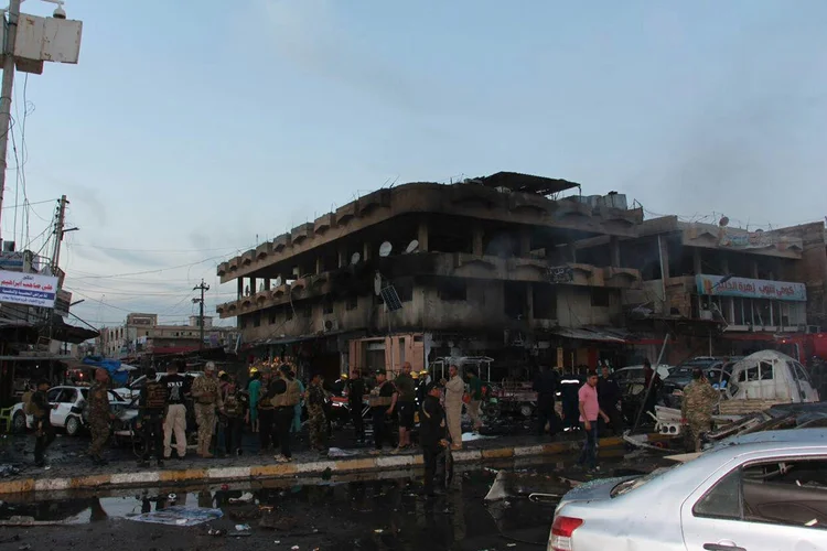 Ataques em Tikrit: dois suicidas detonaram seus coletes explosivos quando foram cercados por policiais (Foto/Reuters)