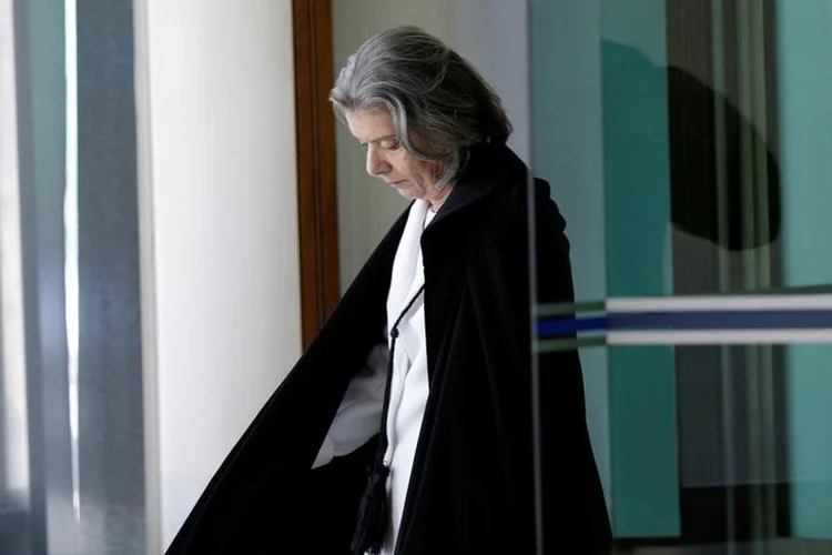 Supremo Tribunal Federal aprovou nesta quarta uma proposta de reajuste de 16,38% de salários dos ministros (Ueslei Marcelino/Reuters)