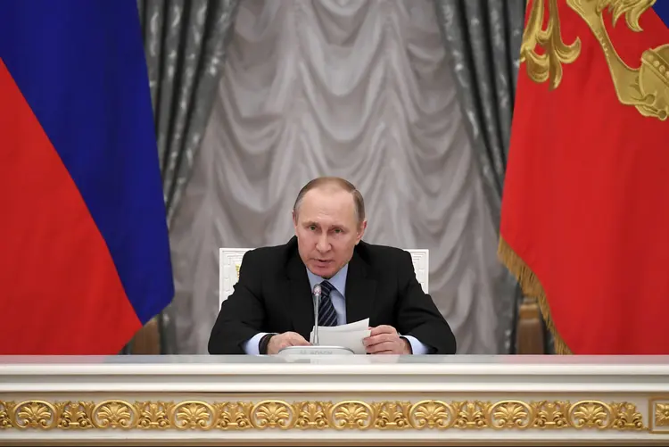 Vladimir Putin: "Onde estão as provas do uso de armas químicas pelas tropas sírias? Não existem", disse Putin (Kirill Kudryavtsev/Pool/Reuters)