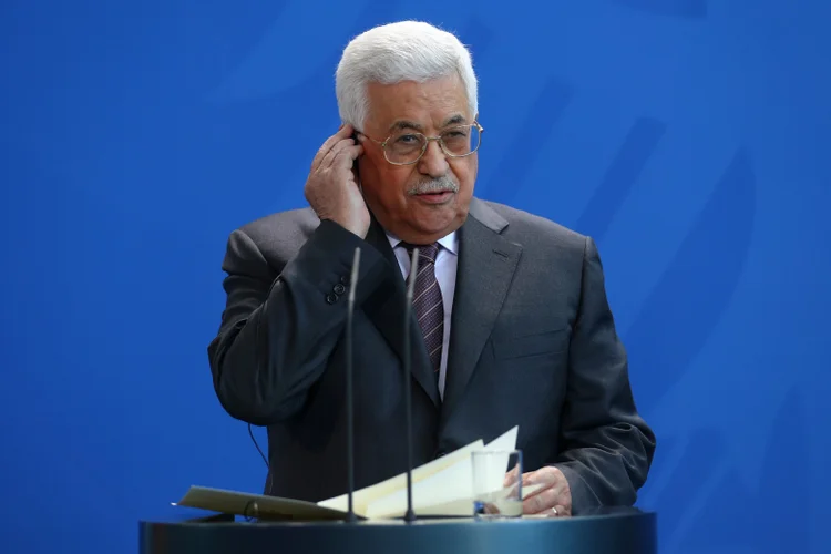 Abbas: os palestinos defendem que o Executivo em Washington não pode mais ter papel de mediador no processo para o acordo de paz (Pawel Kopczynski/Reuters)