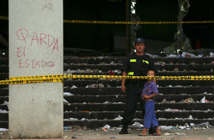 Congresso do Paraguai: "A grande preocupação depois das ditaduras era impedir a eternização no poder. Este princípio tem sido burlado, basta olhar para Brasil, Venezuela, Equador e Argentina" (Marcos Brindicci/Reuters)