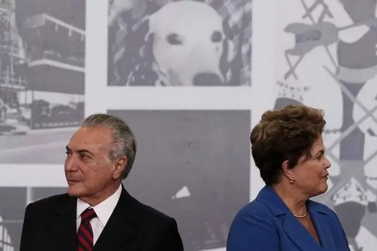 Chapa Dilma-Temer: o TSE pode decidir ainda por julgar as contas dos dois acusados em separado, o que pode beneficiar o atual presidente (Ueslei Marcelino/Reuters)