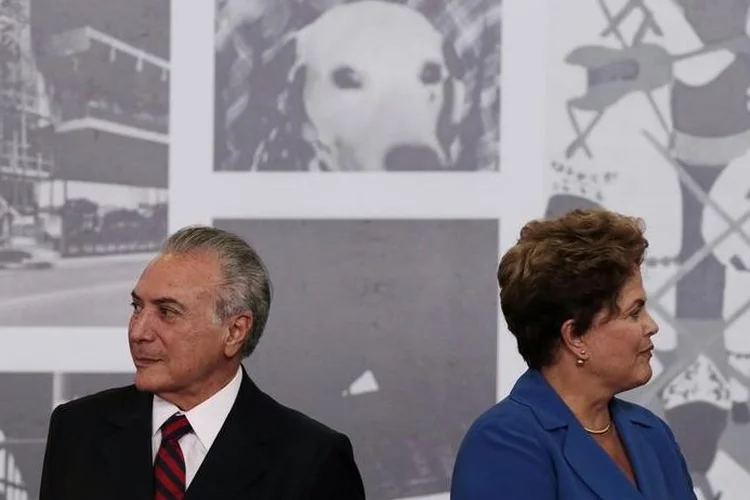 Dilma e Temer: análise é referente às contas do governo federal em 2016 (Ueslei Marcelino/Reuters)