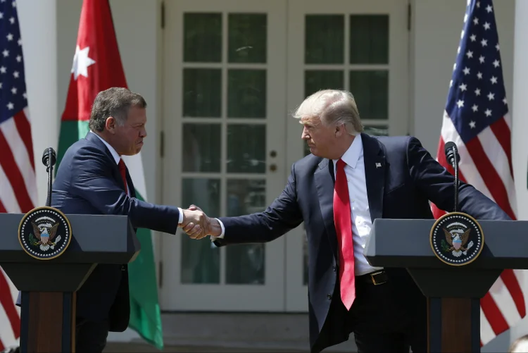 Encontro: a Casa Branca antecipou que Trump falará com o rei jordaniano sobre assuntos de "interesse comum" (Yuri Gripas/Reuters)