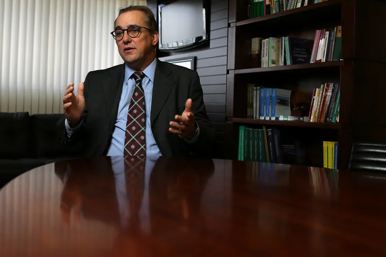 Admar Gonzaga: "Não só a circunstância política e econômica, mas a circunstância do jogo político à época (da eleição)" (Adriano Machado/Reuters)