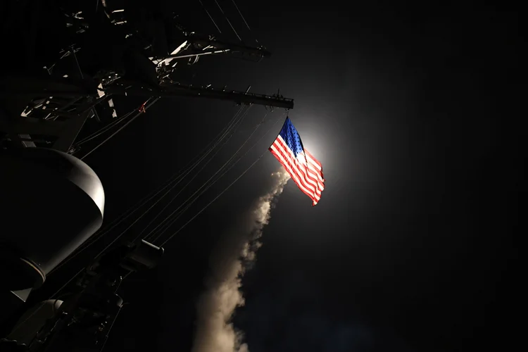 Ataque: o país acredita que o ataque americano servirá para "impedir outros ataques" de Damasco no futuro (Ford Williams/Courtesy U.S. Navy/Reuters)