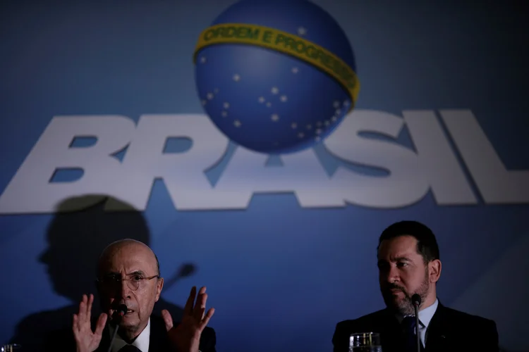 Henrique Meirelles e Dyogo Oliveira: Meirelles disse que a aprovação mais rápida da reforma da Previdência é fundamental para recuperação da economia em 2017 (Ueslei Marcelino/Reuters)