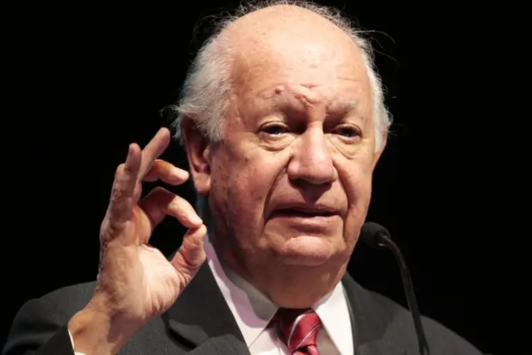 Ricardo Lagos: "decidi renunciar à aspiração de alcançar novamente a Presidência da República" (Jorge Adorno/Reuters)