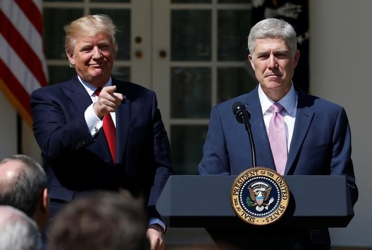 Posse de Gorsuch restaura maioria conservadora da Suprema Corte