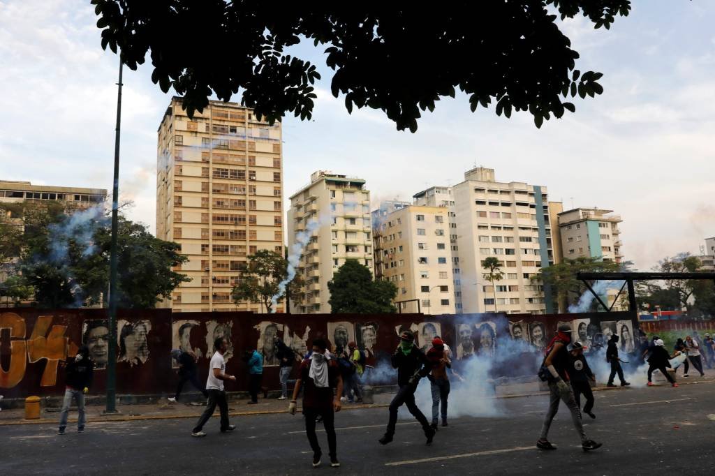 Homem morre após ser baleado durante protesto na Venezuela