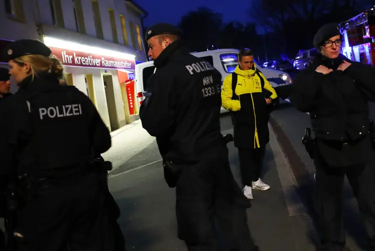 Polícia: a promotoria parte do princípio de que o motivo do ataque foi "terrorista" (Kai Pfaffenbach Livepic/Reuters)
