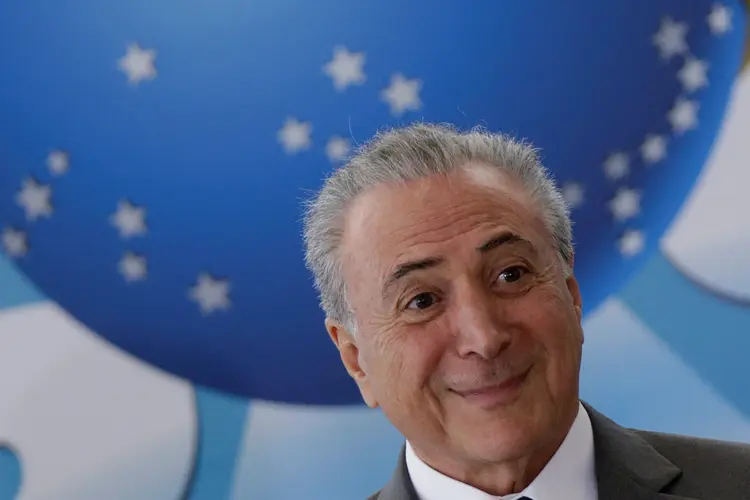 Temer: "Com determinação para tocar as reformas que o país precisa, vamos colocando o Brasil no rumo certo" (Ueslei Marcelino/Reuters)