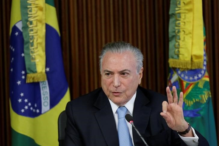 Temer recebe base governista para discutir reforma da Previdência