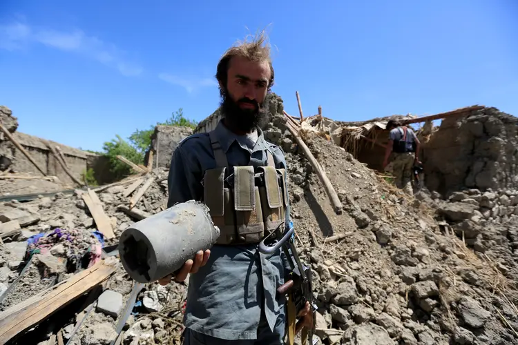 Afeganistão: "Pensei que havia um bombardeio logo do lado de fora da minha casa", disse um afegão (Parwiz/Reuters)
