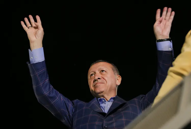 Tayyip Erdogan: "O presidente está dividindo o país", disse o líder do Partido Popular Europeu  (Murad Sezer/Reuters)