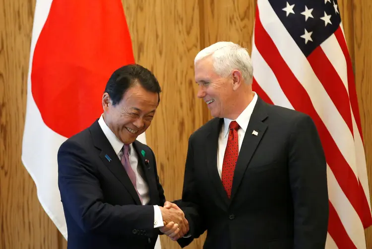 Mike Pence: "nós vamos derrotar qualquer ataque e qualquer uso de armas convencionais ou nucleares" (Kim Kyung-Hoon/Reuters)