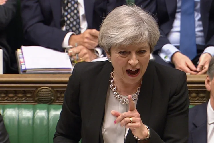 May: "Os outros 27 países europeus [da UE] estão se unindo contra nós", declarou a primeira-ministra (Parbul TV/Handout/Reuters)