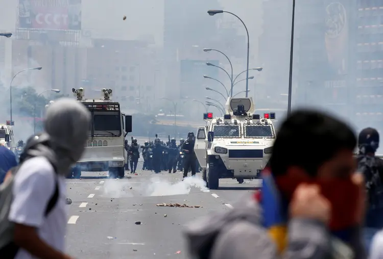 Protesto na Venezuela: nesta quarta, a Venezuela é palco manifestações a favor e contra o Governo de Nicolás Maduro (Carlos Garcia Rawlins/Reuters)