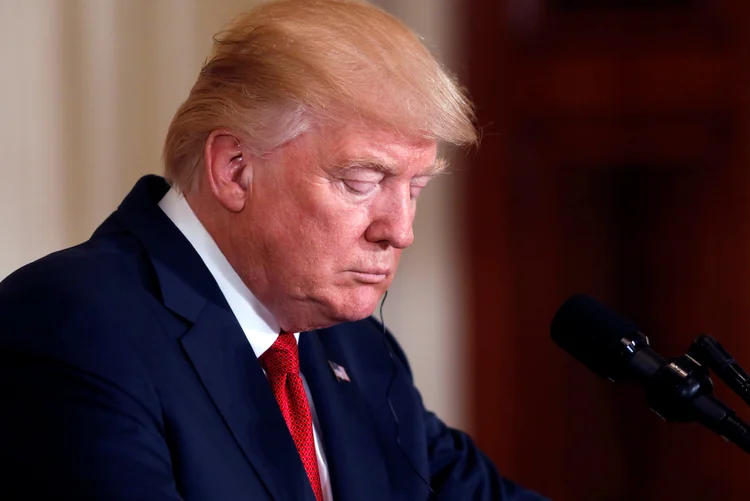 Donald Trump: o decreto foi assinado no momento em que o governo Trump passa por uma crise, após a demissão do diretor do FBI (Aaron P. Bernstein/Reuters)