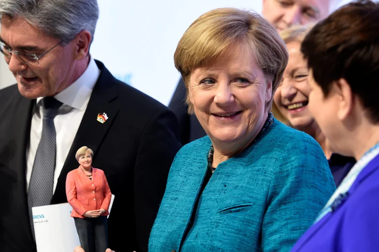 Merkel foi a primeira mulher a chegar à chefia do partido alemão CDU (REUTERS/Fabian Bimmer/Reuters)