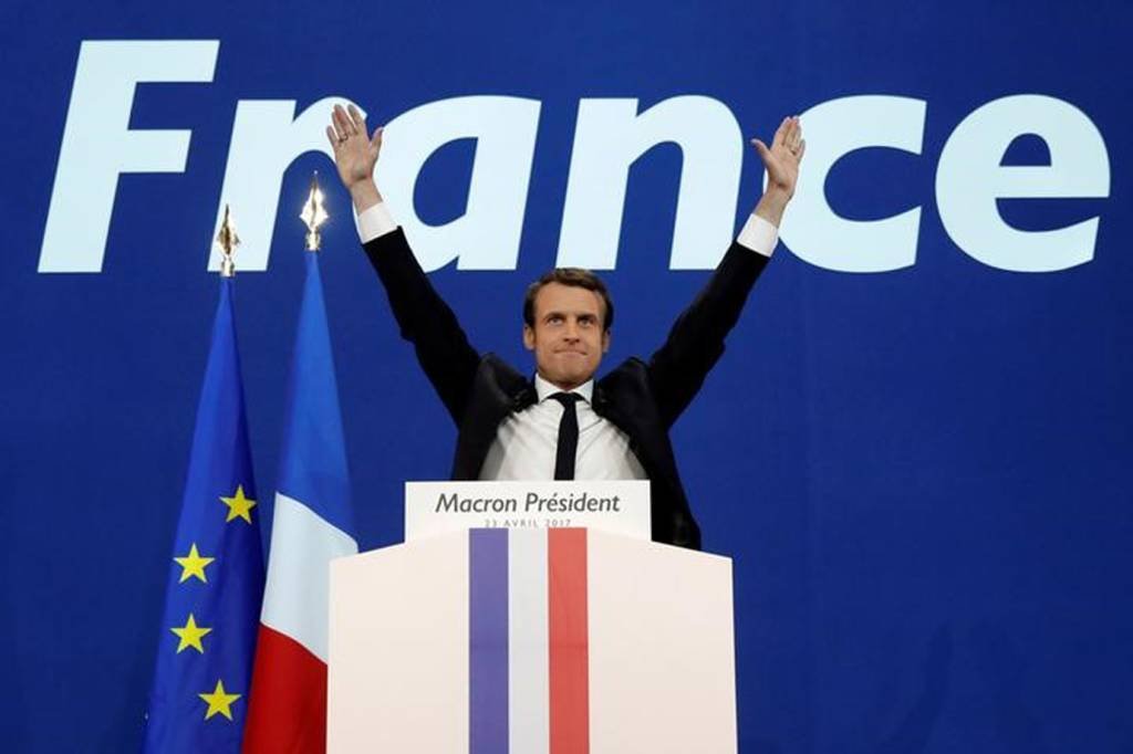 Macron: pesquisa boca de urna varia entre 62% e 67% dos votos para o candidato (Benoit Tessier/Reuters)