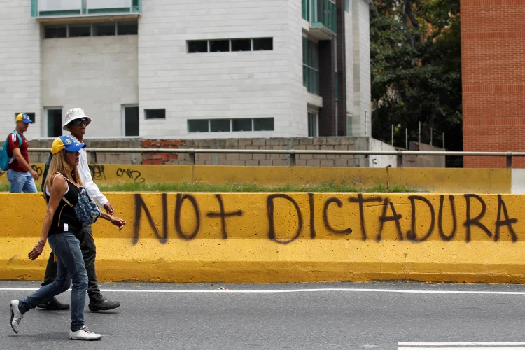Venezuela: o diplomata enfatizou que a Rússia rejeita a "interferência externa" na resolução do conflito (Christian Veron/Reuters)