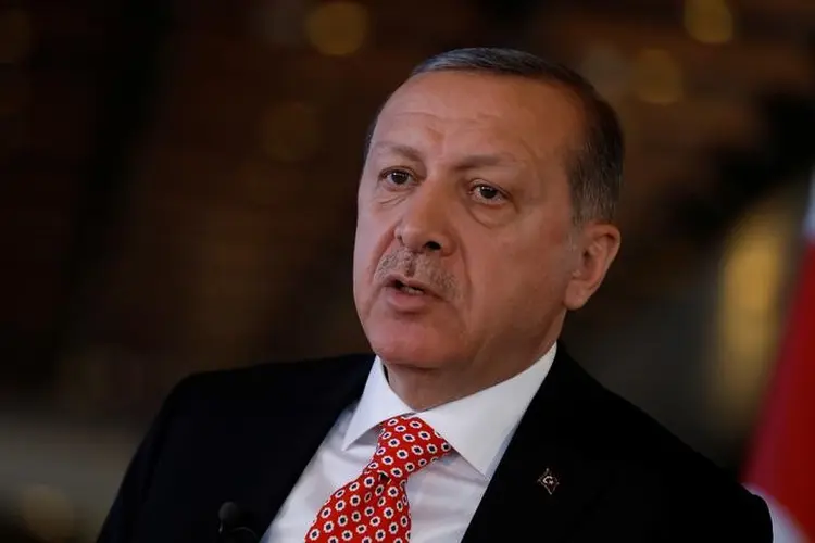 Mídia turca relatou que o trailer do novo filme causou revolta pública por mostrar a família de Erdogan morta a tiros (Umit Bektas/Reuters)