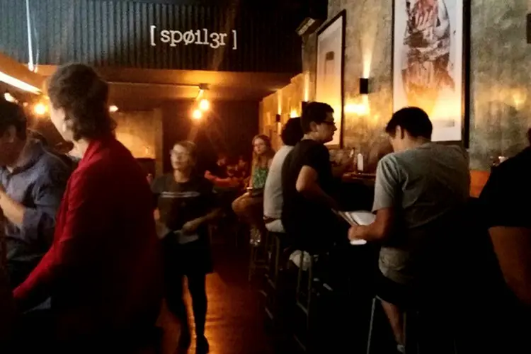 Spoiler: bar foi criado por Thais Ribeiro Gomes e Taiane Panizzi, duas amigas aficionadas por Netflix (Foto/Divulgação)
